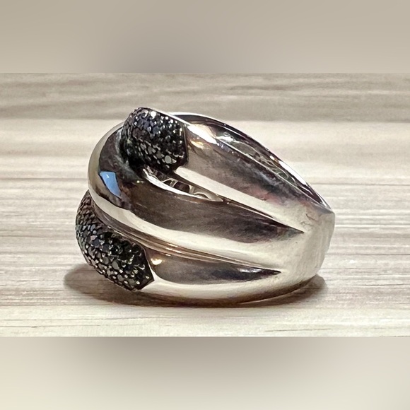 Designer Signed JS Sterling Silver Pavé Black Diamond Crossover Ring, Size 6 - Picture 3 of 10